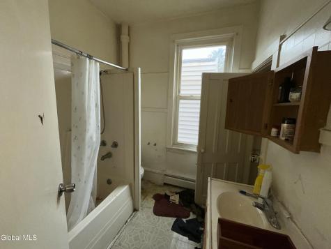 2238 14th Street Troy NY 12180