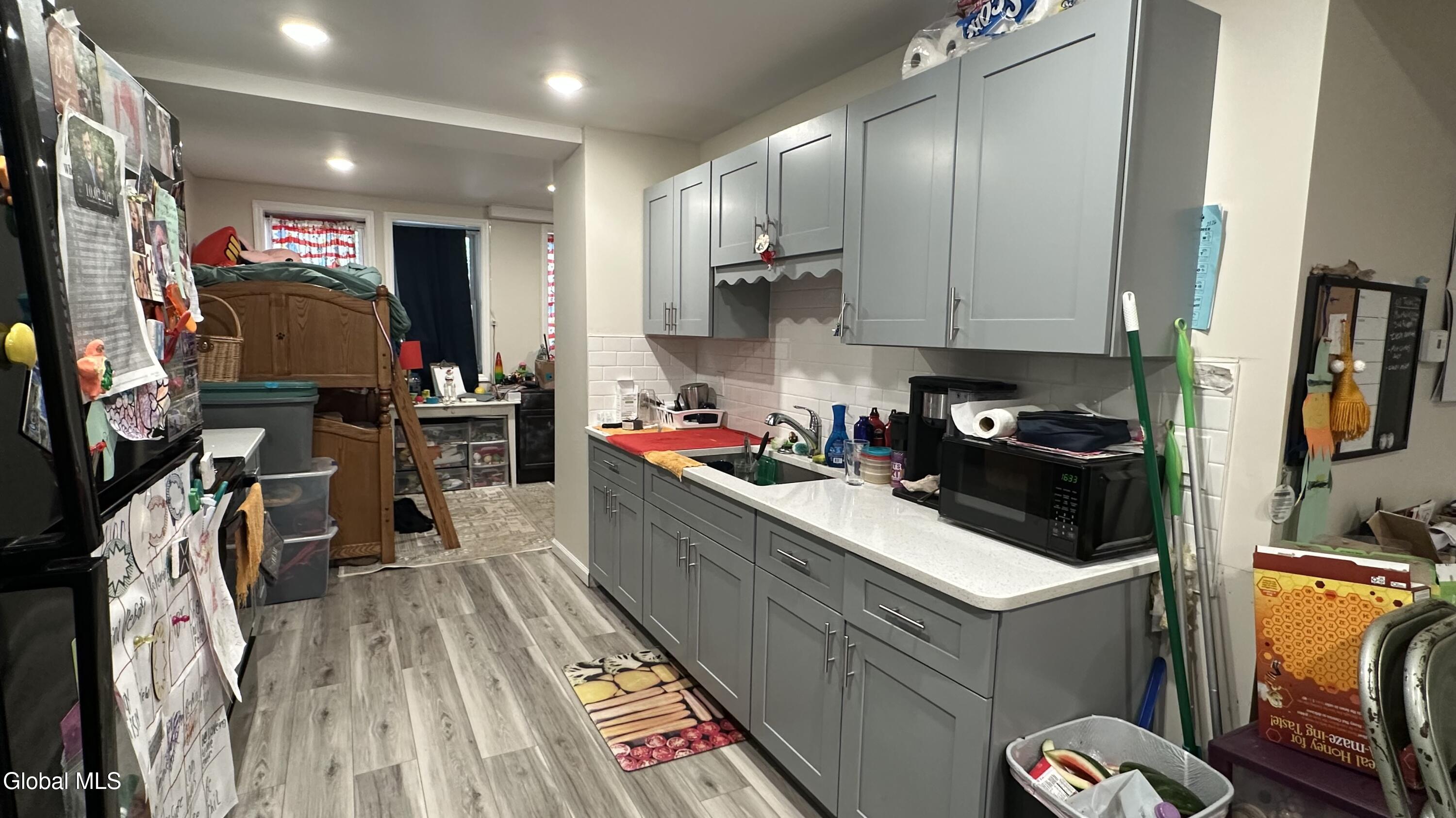 208 Myrtle Avenue Albany NY 12202