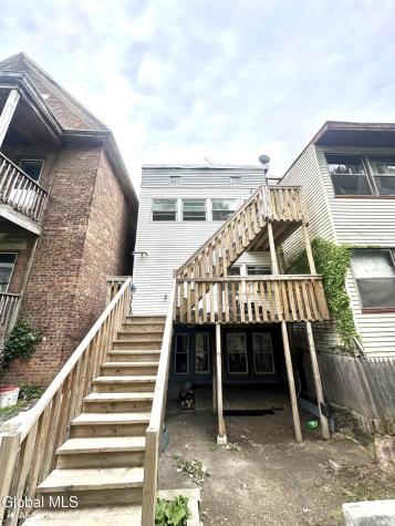 208 Myrtle Avenue Albany NY 12202