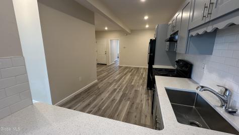 208 Myrtle Avenue Albany NY 12202