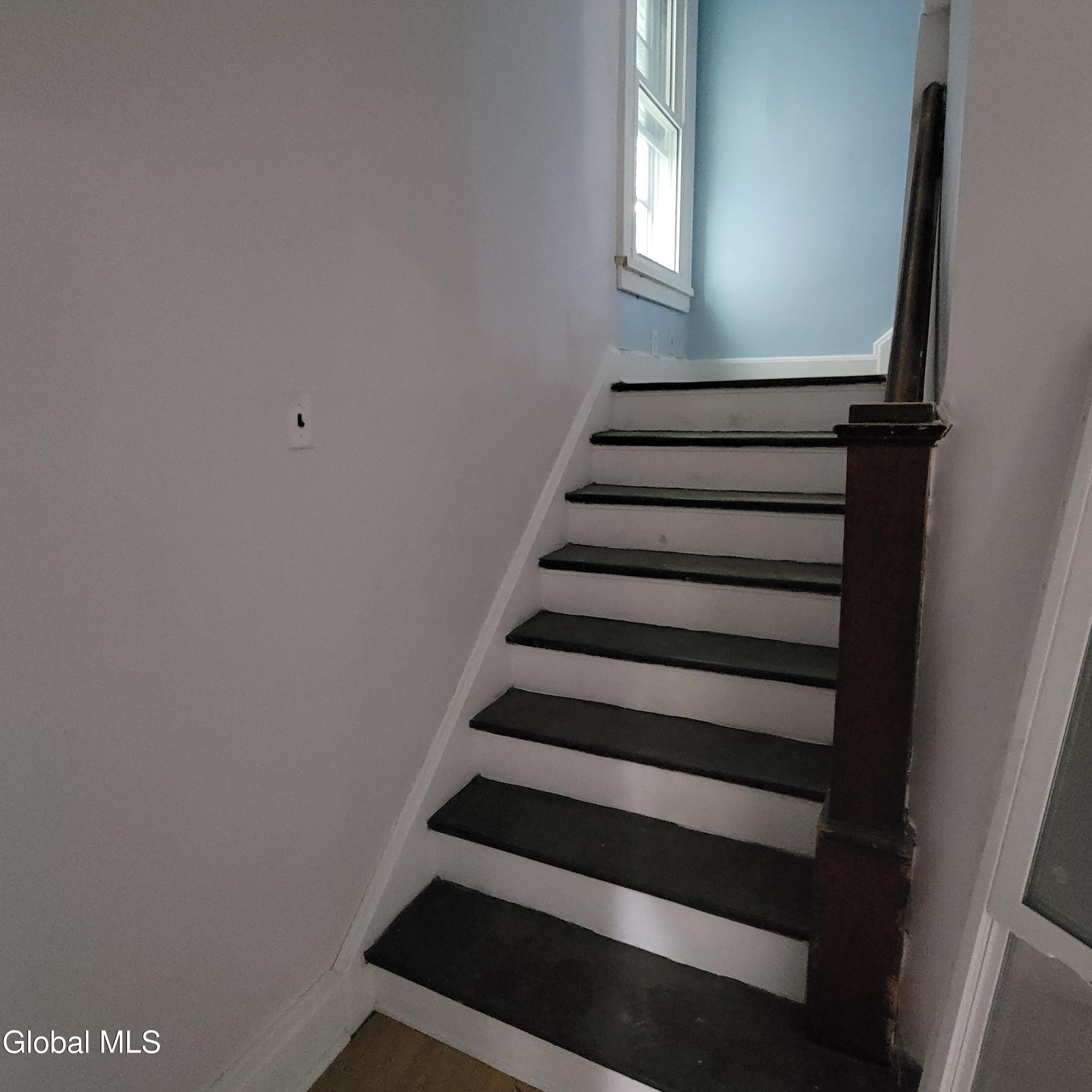 212 Ontario Street Albany NY 12203