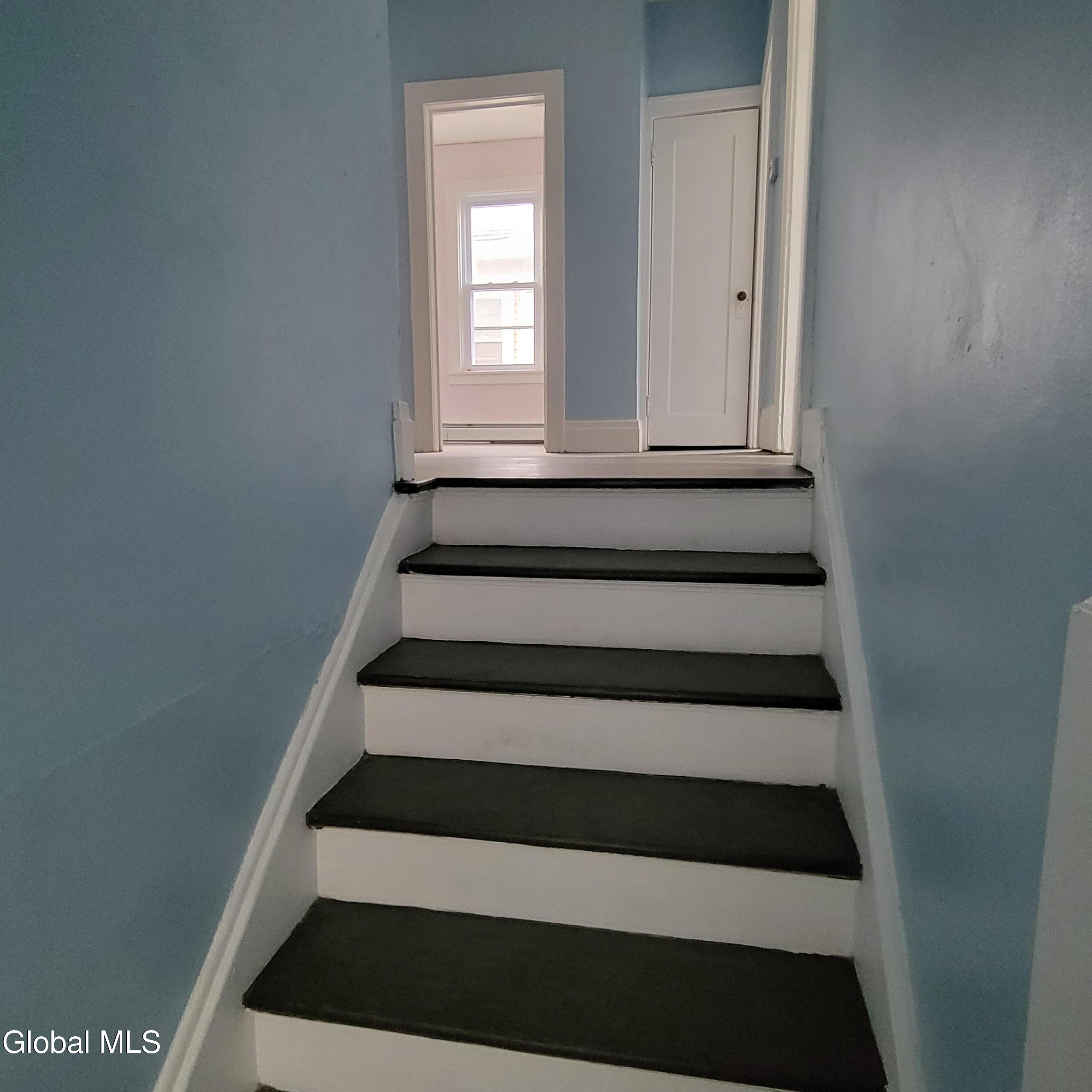 212 Ontario Street Albany NY 12203