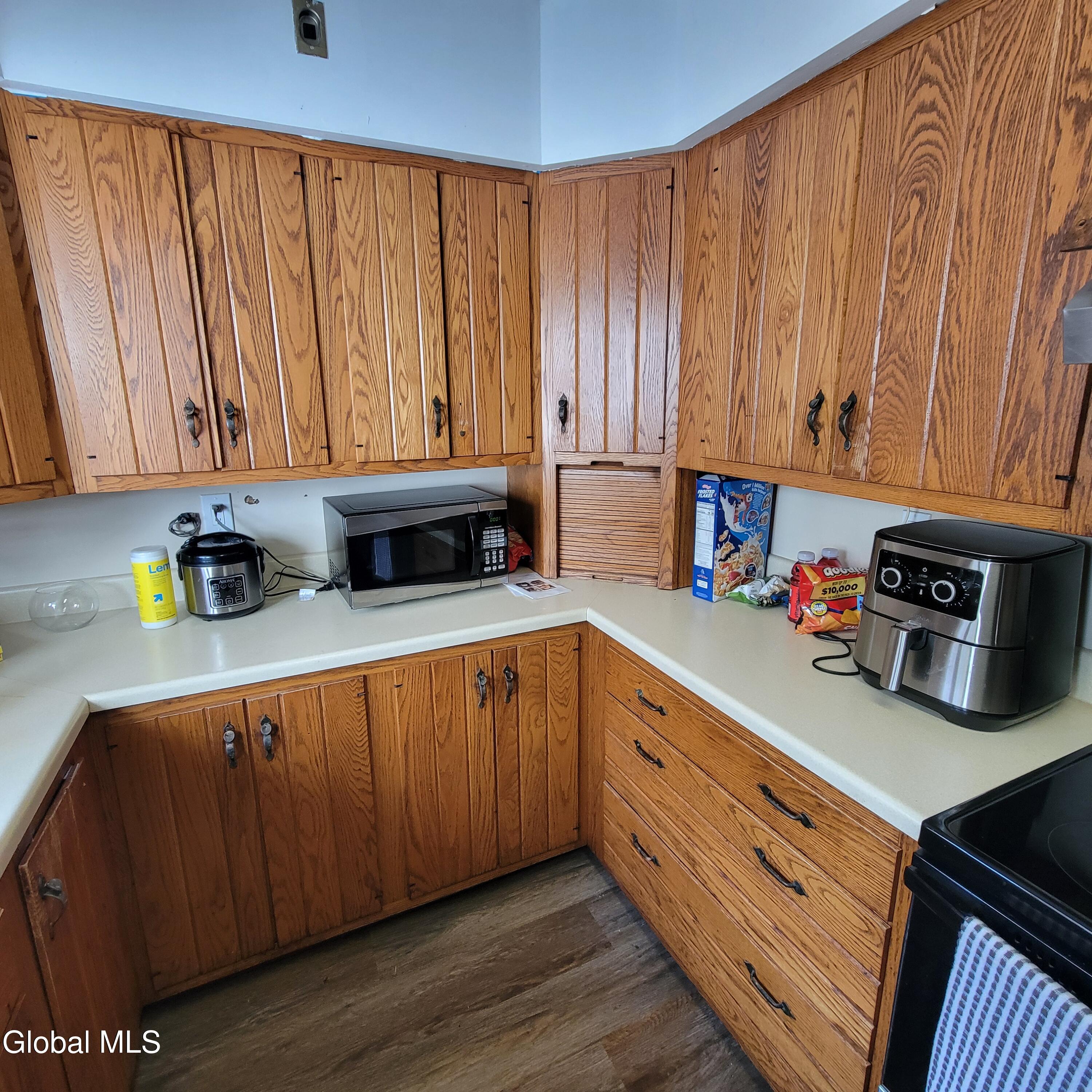212 Ontario Street Albany NY 12203