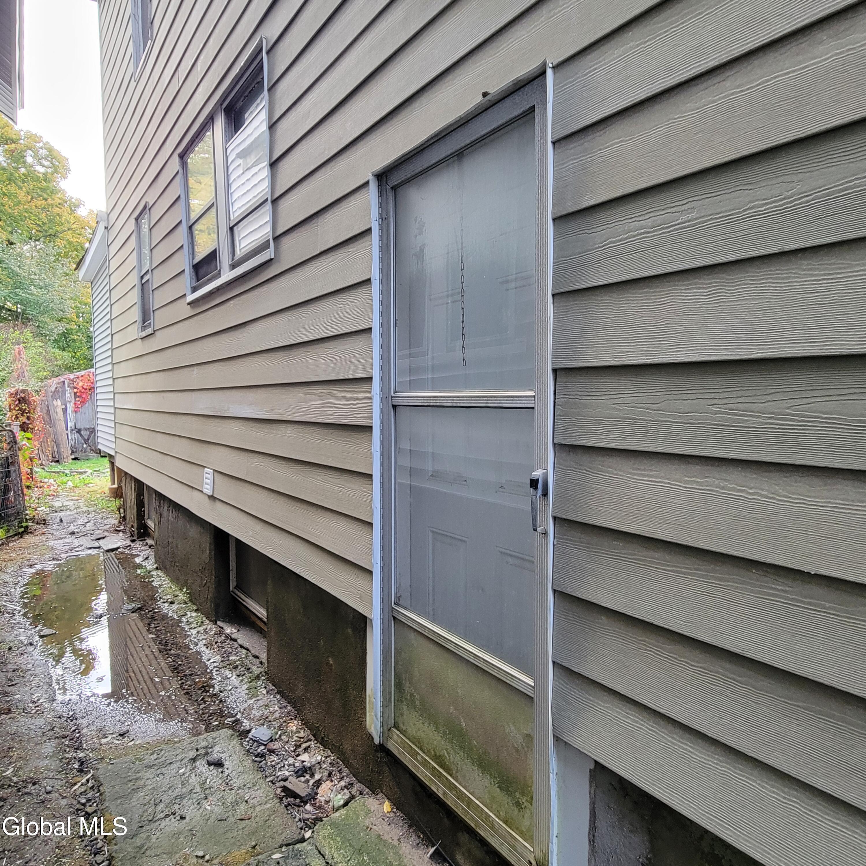 212 Ontario Street Albany NY 12203