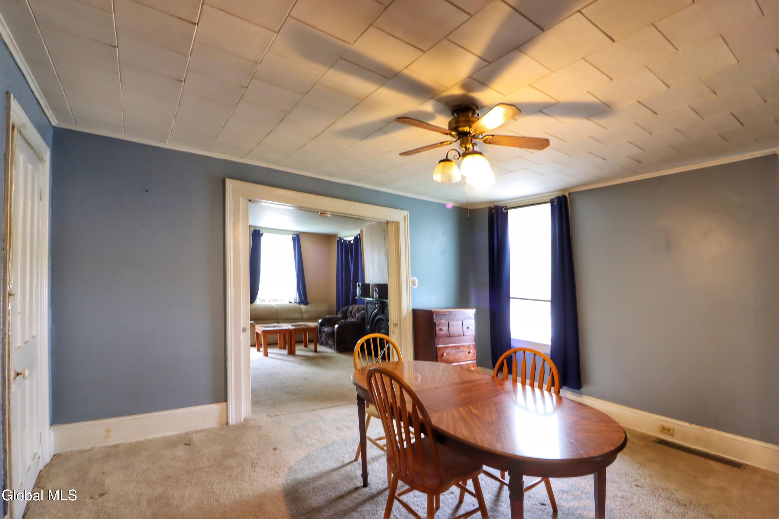 694 4th Avenue Troy NY 12182