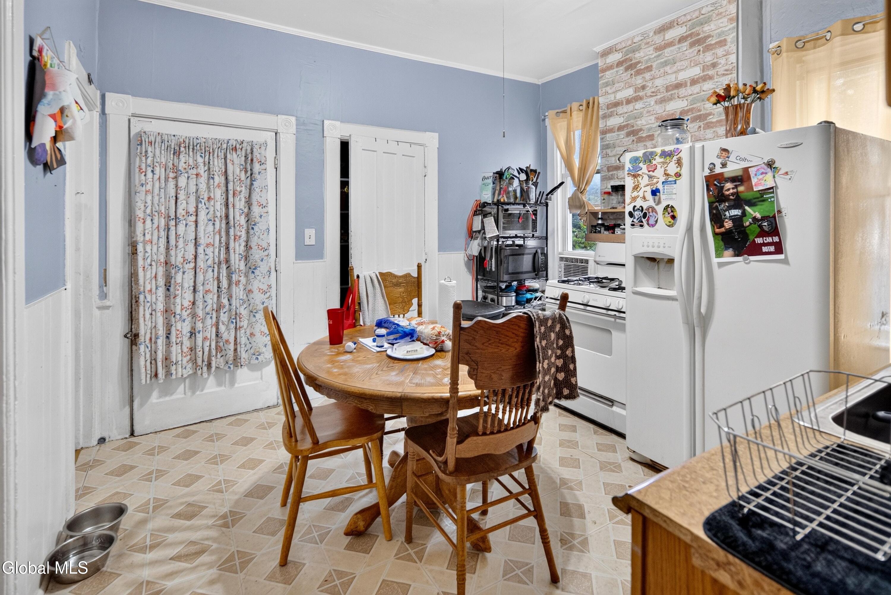 175 6th Avenue Troy NY 12180