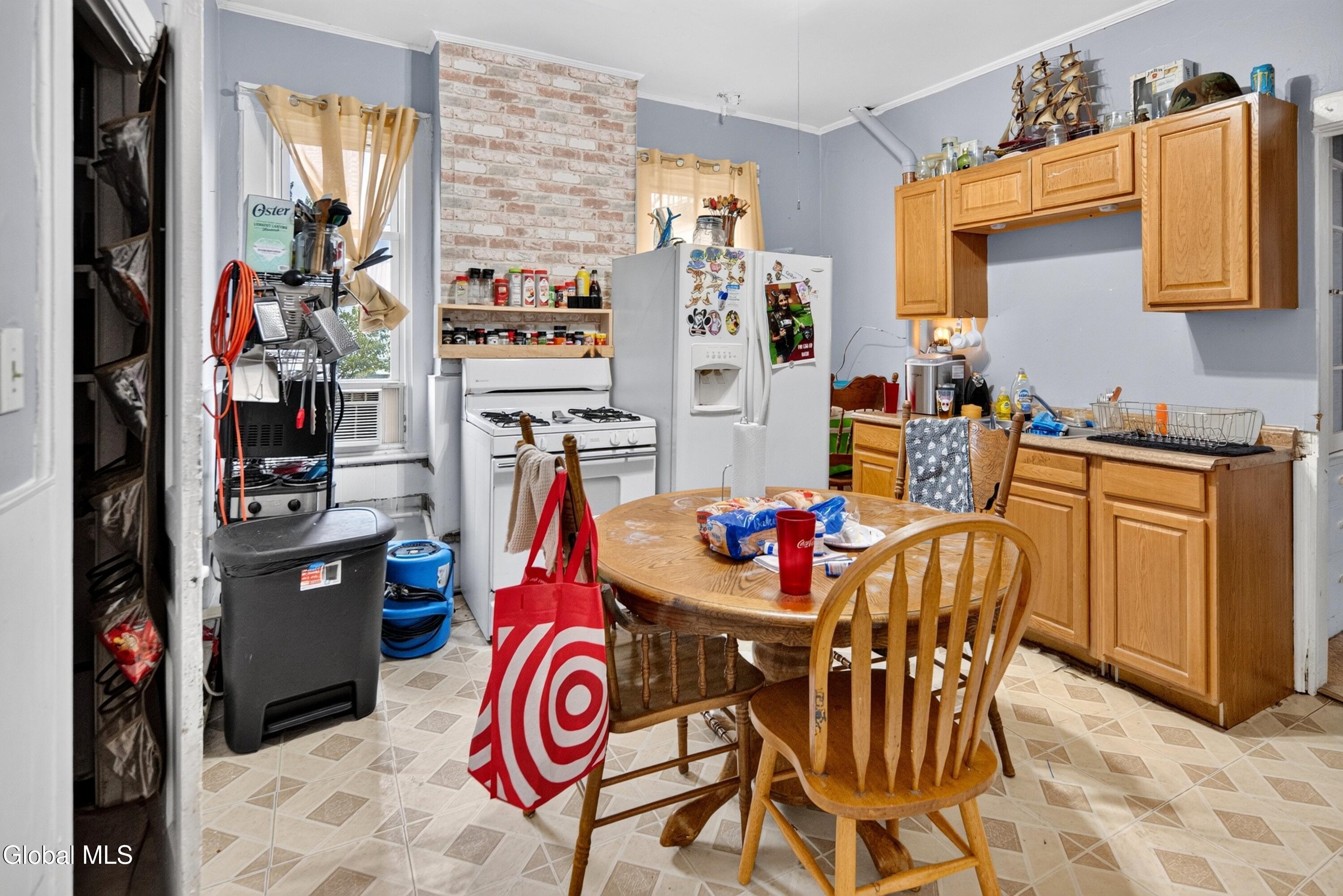 175 6th Avenue Troy NY 12180