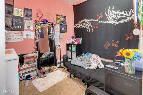 175 6th Avenue Troy NY 12180