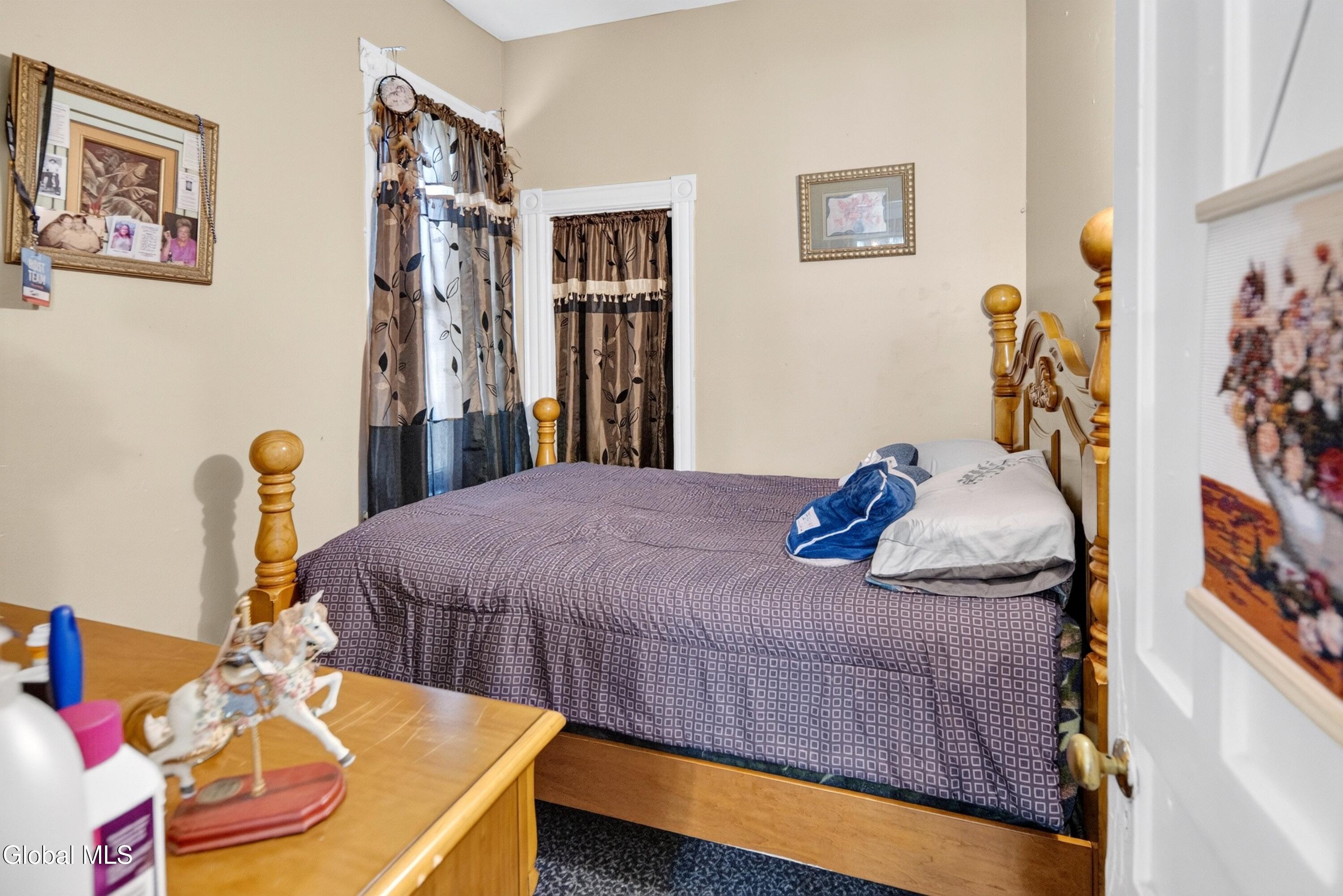 175 6th Avenue Troy NY 12180