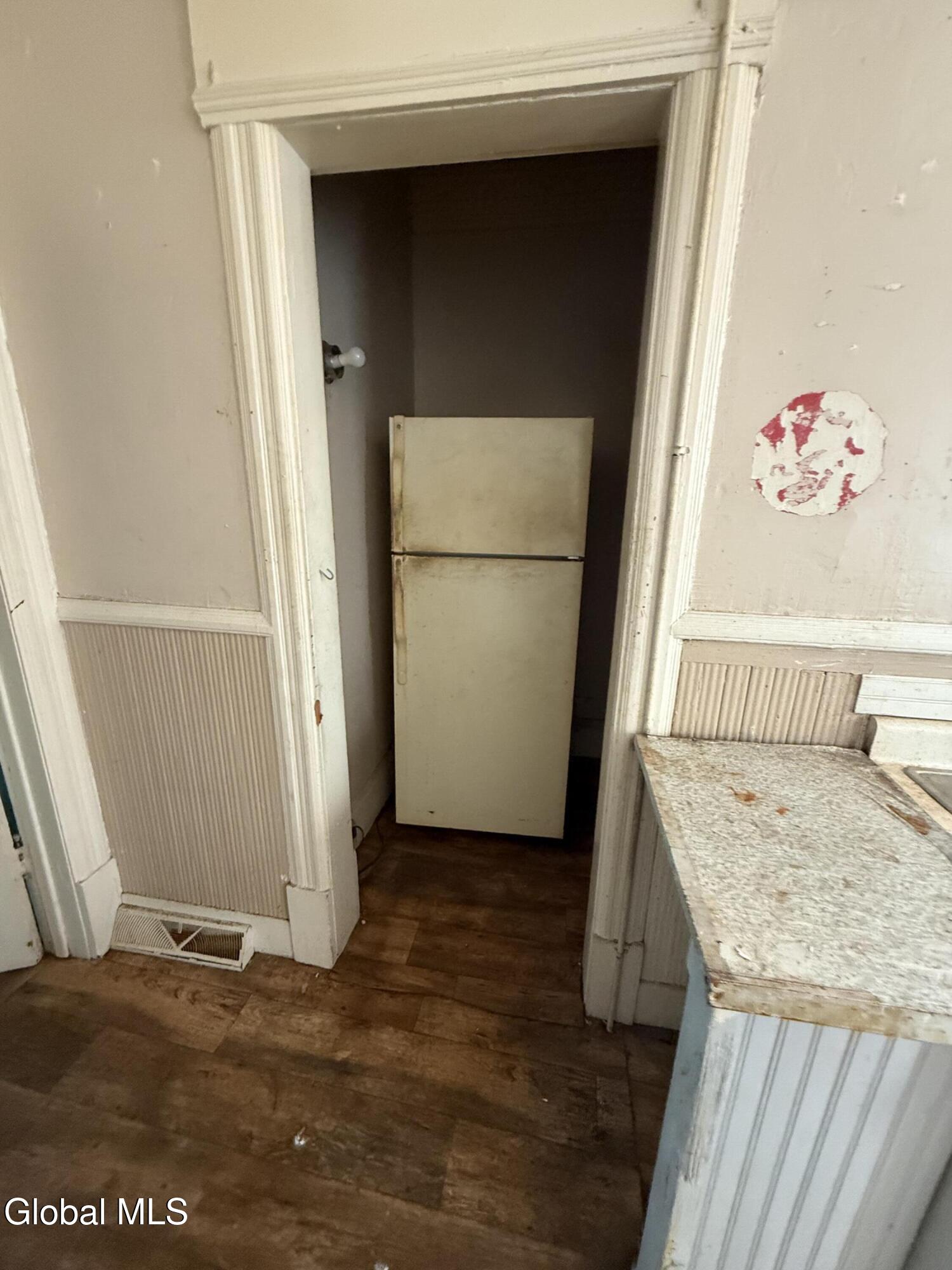 187 Bleecker Street Gloversville NY 12078