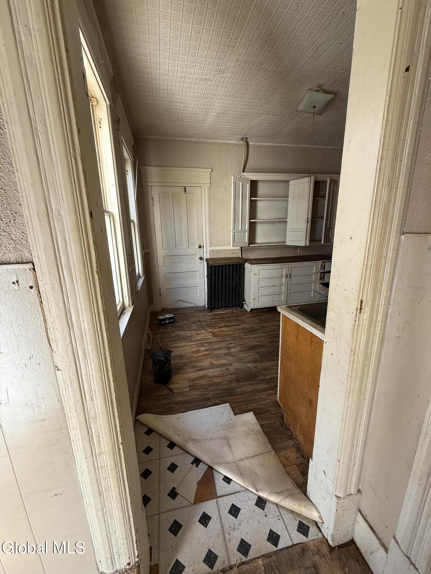 187 Bleecker Street Gloversville NY 12078