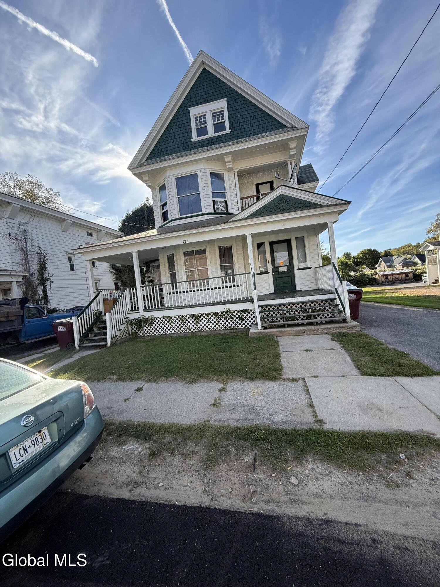 187 Bleecker Street Gloversville NY 12078