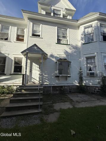 187 Bleecker Street Gloversville NY 12078