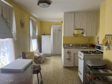 145 4th Street Troy NY 12180