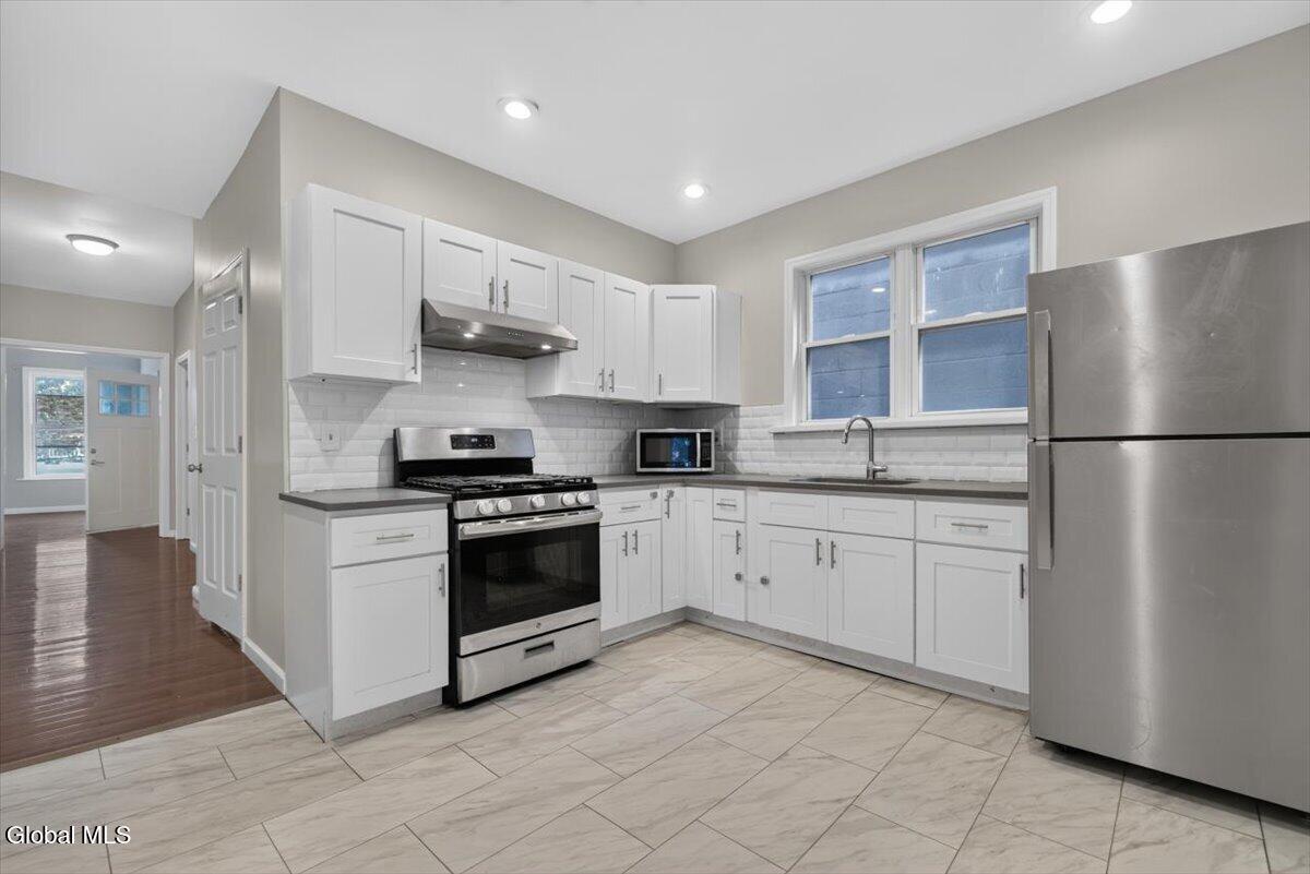 762 Clinton Avenue Albany NY 12206