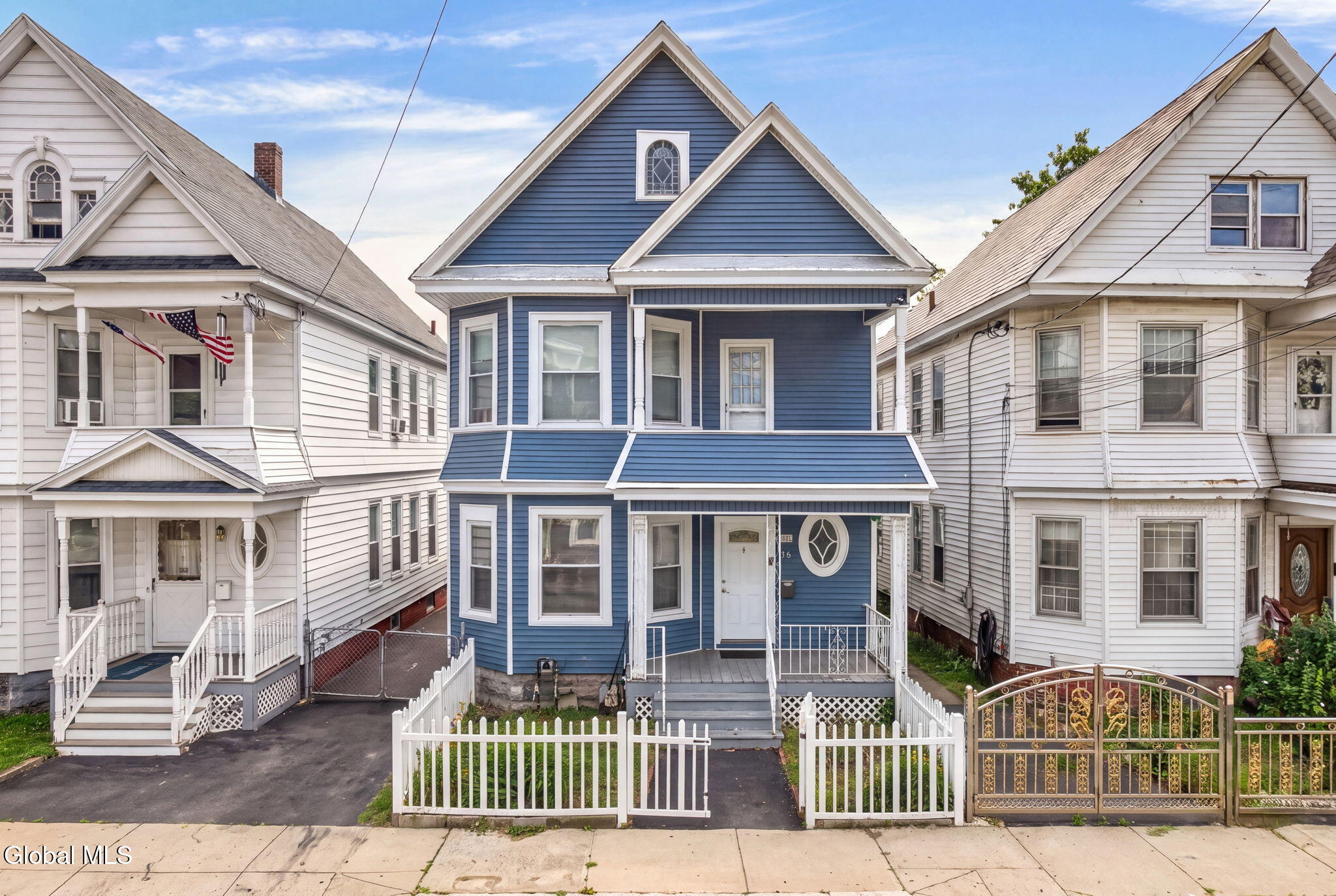 928 Delamont Avenue Schenectady NY 12307