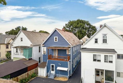 928 Delamont Avenue Schenectady NY 12307