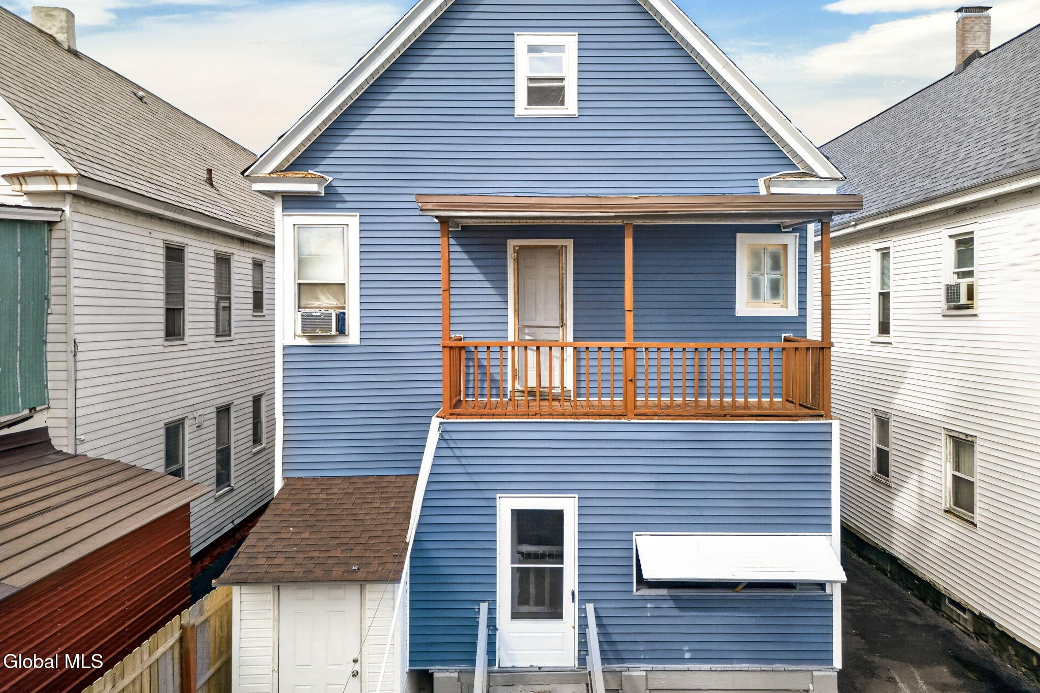 928 Delamont Avenue Schenectady NY 12307