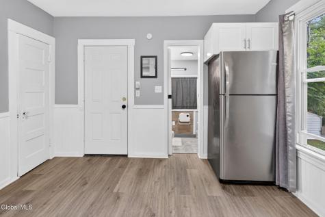 1034 Glendale Place Schenectady NY 12303