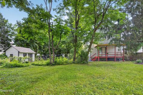 1034 Glendale Place Schenectady NY 12303