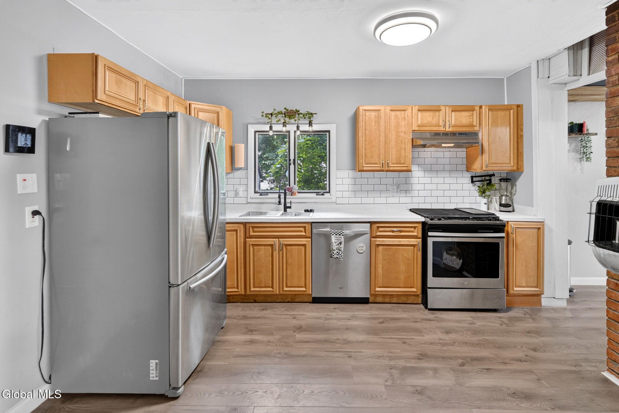 1034 Glendale Place Schenectady NY 12303