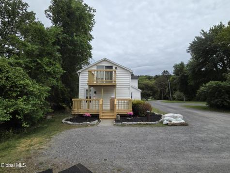 116 Clamsteam Road Halfmoon NY 12065