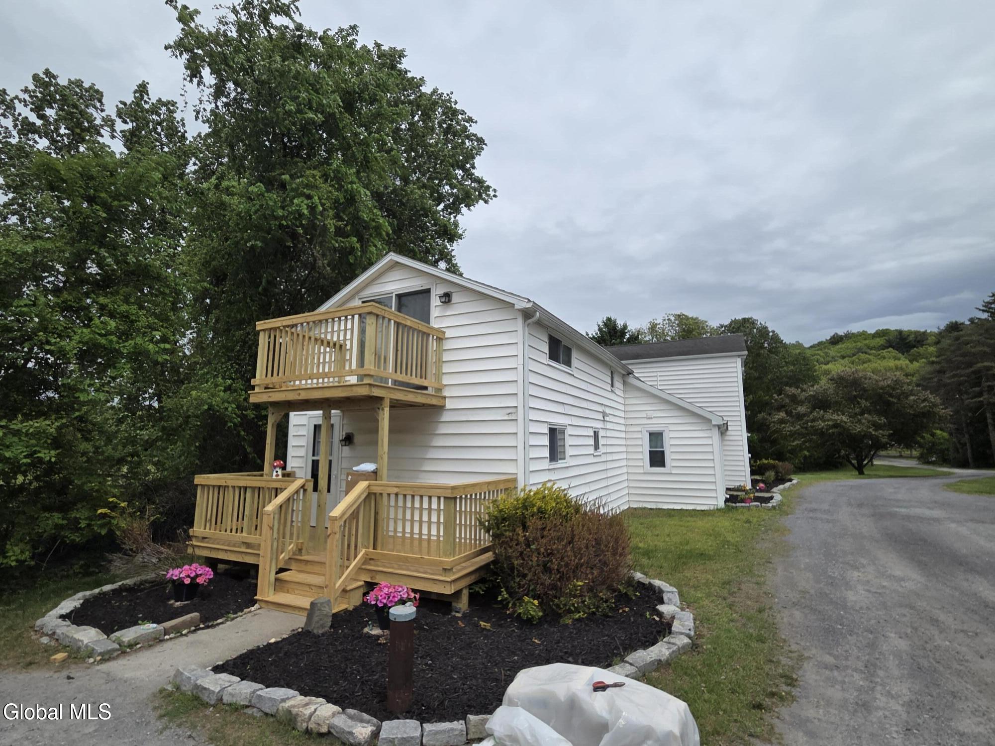 116 Clamsteam Road Halfmoon NY 12065