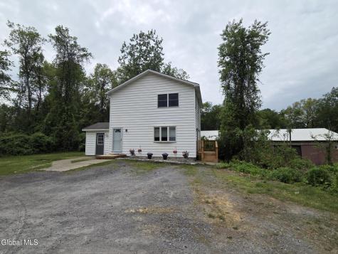 116 Clamsteam Road Halfmoon NY 12065