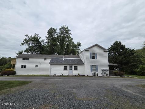 116 Clamsteam Road Halfmoon NY 12065
