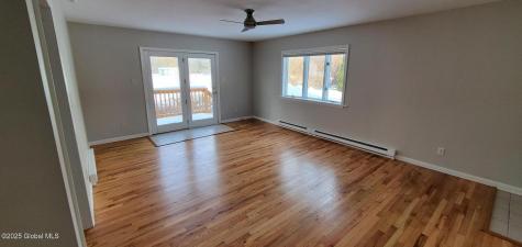 116 Clamsteam Road Halfmoon NY 12065