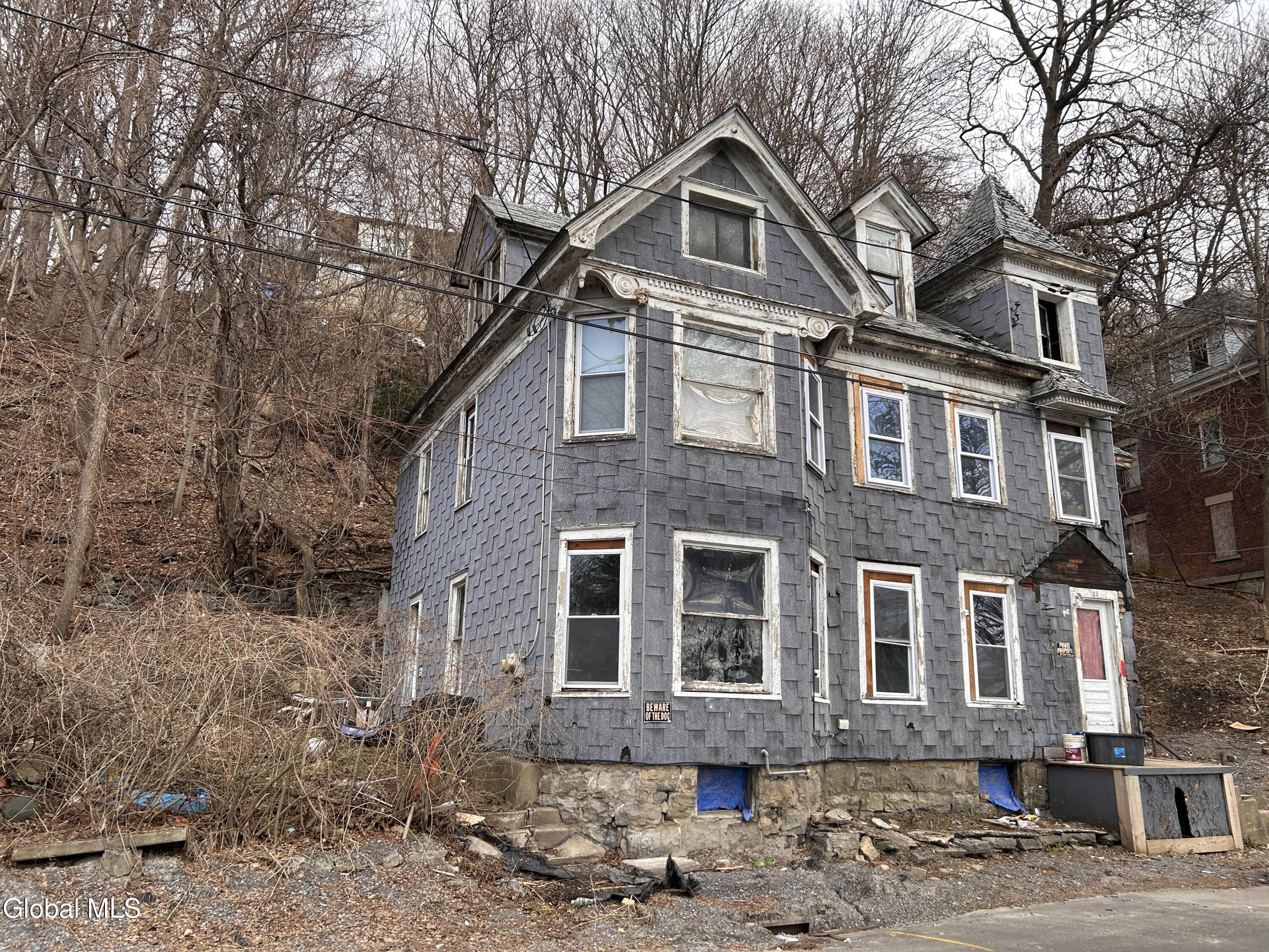 158 Forbes Street Amsterdam NY 12010