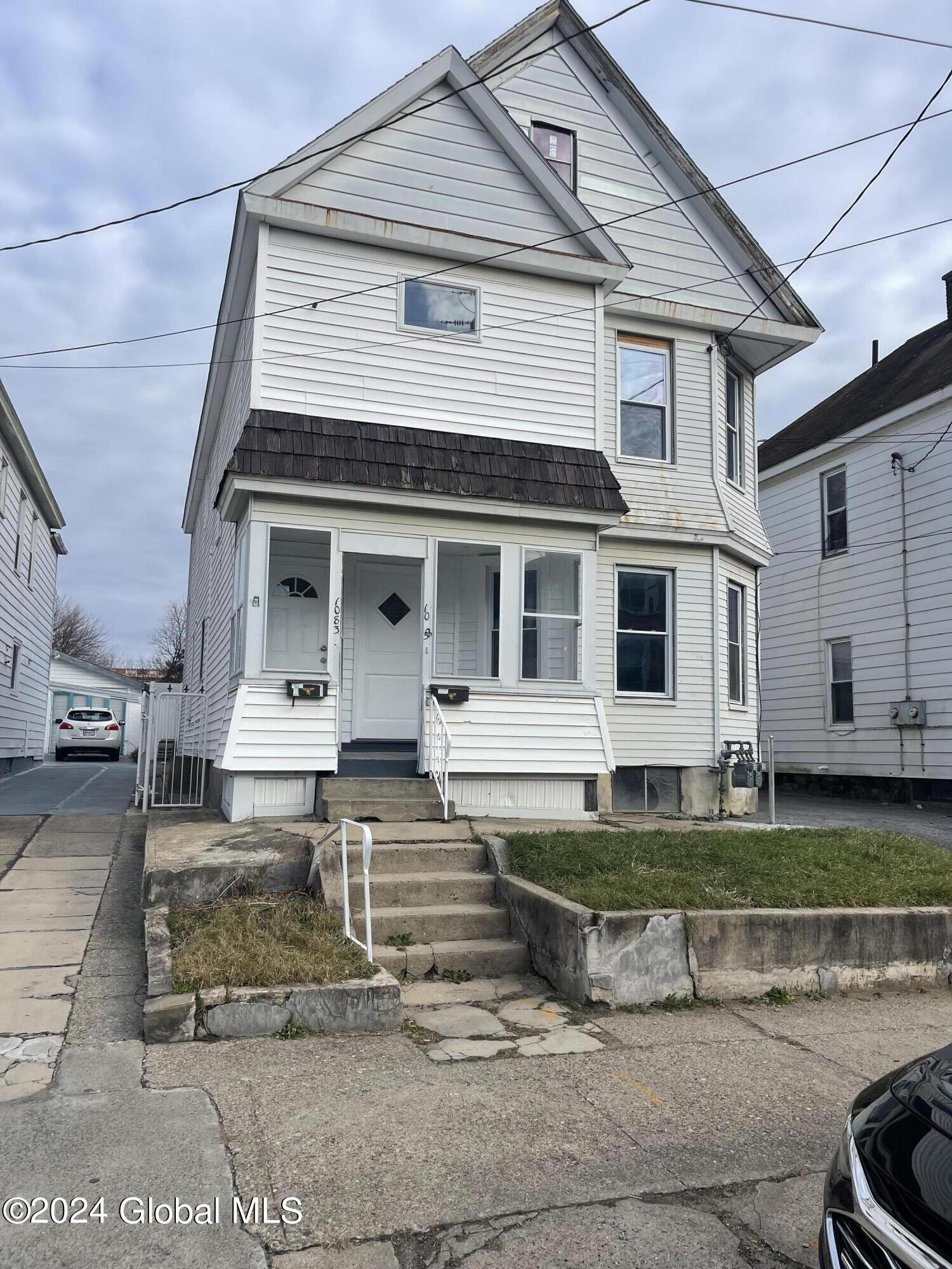 1083 Congress Street Schenectady NY 12303
