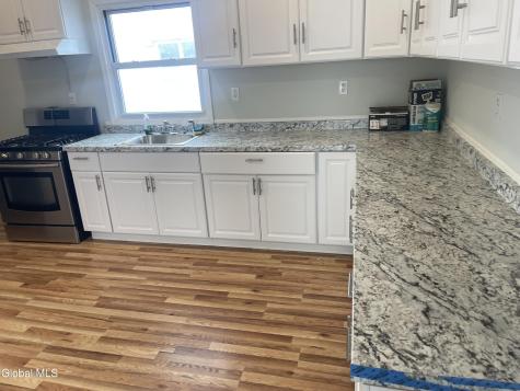 1083 Congress Street Schenectady NY 12303