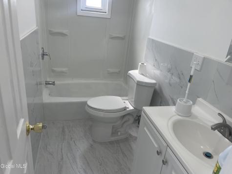 1083 Congress Street Schenectady NY 12303