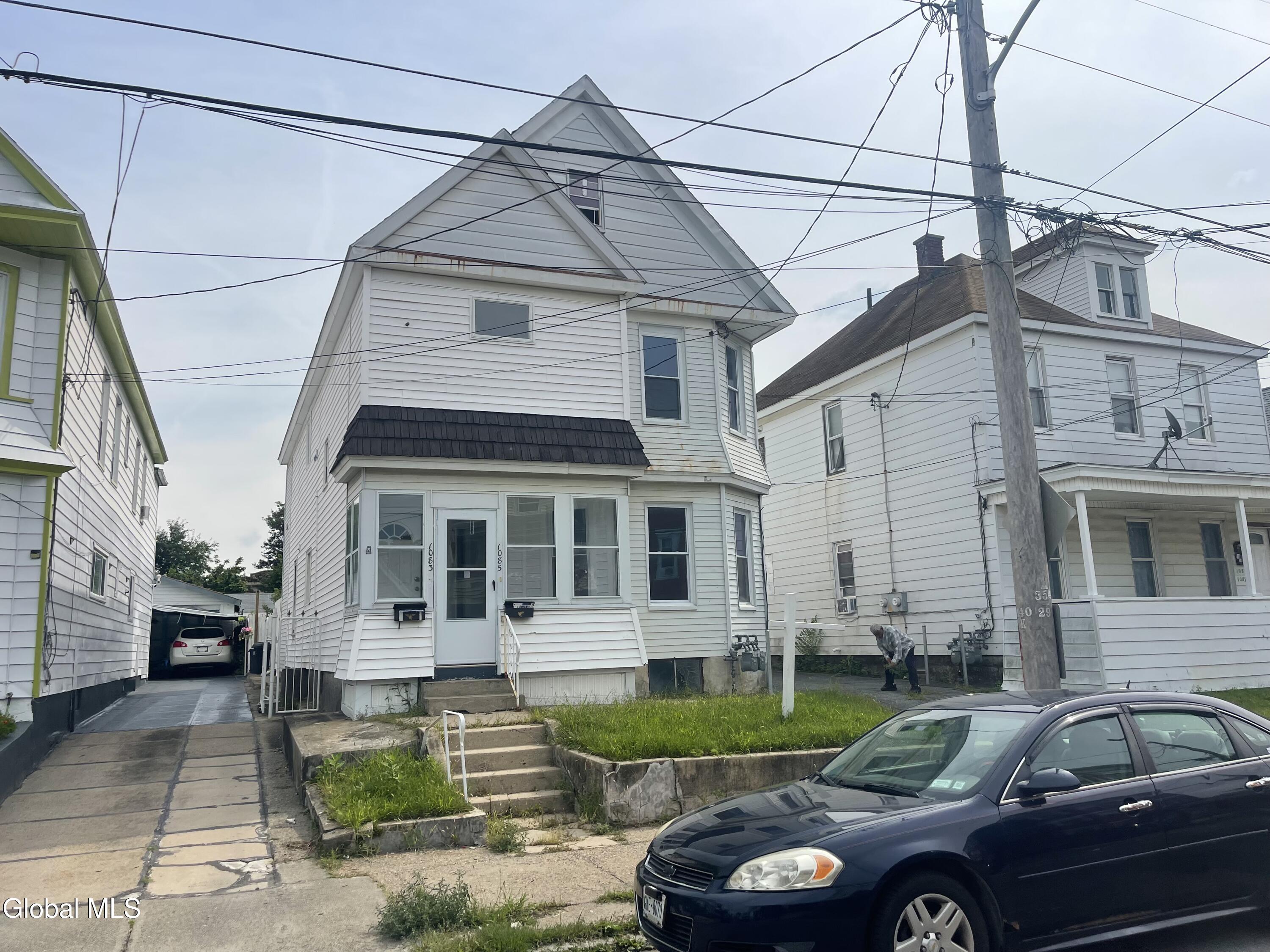 1083 Congress Street Schenectady NY 12303