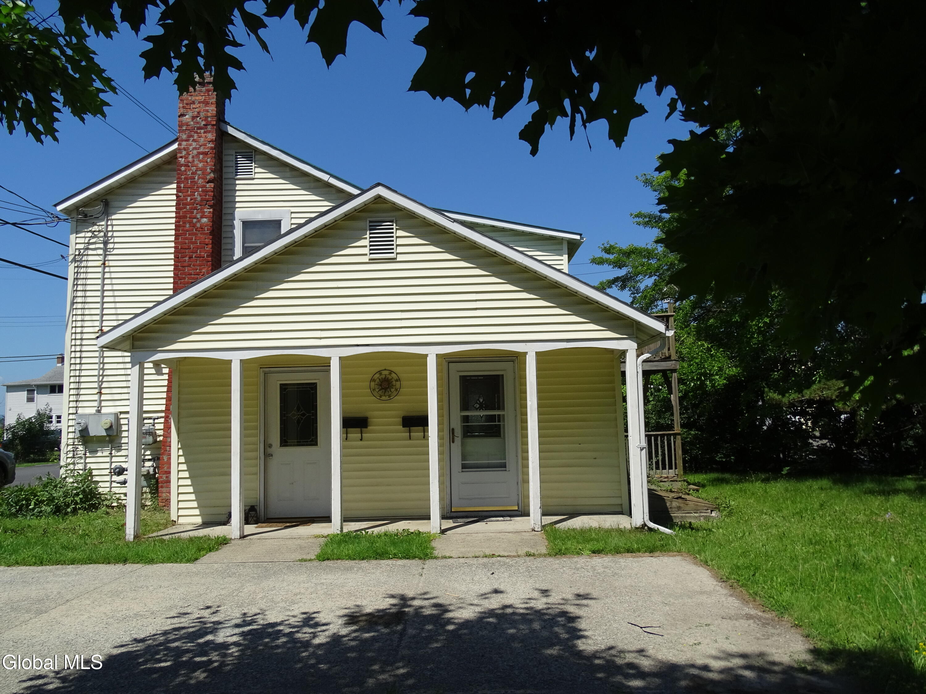 17 Neptune Street Rensselaer NY 12144