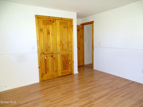 17 Neptune Street Rensselaer NY 12144