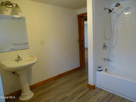 17 Neptune Street Rensselaer NY 12144