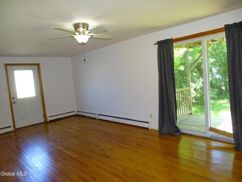 17 Neptune Street Rensselaer NY 12144