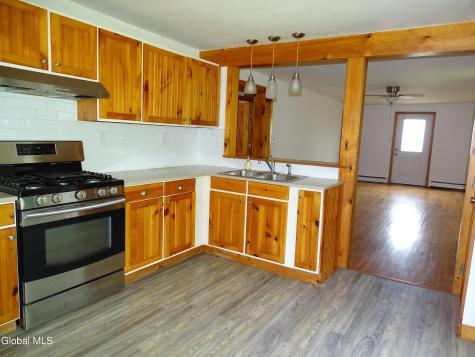 17 Neptune Street Rensselaer NY 12144