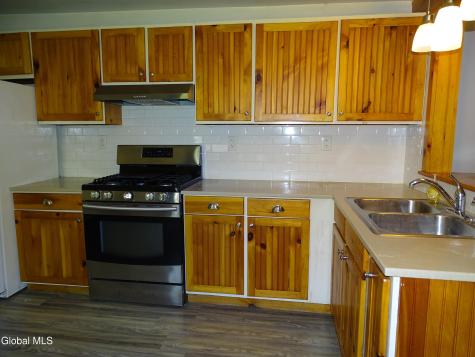 17 Neptune Street Rensselaer NY 12144