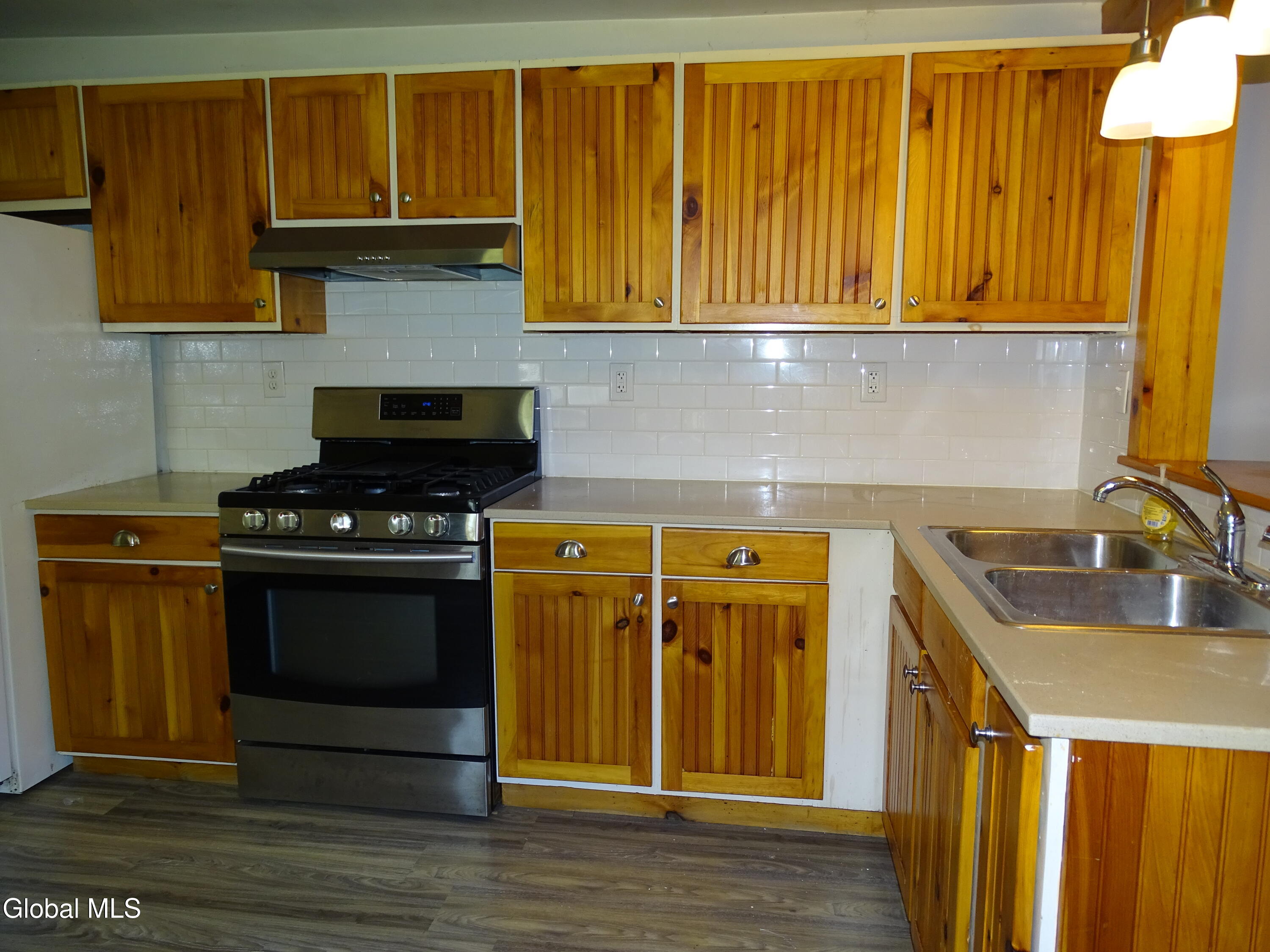 17 Neptune Street Rensselaer NY 12144