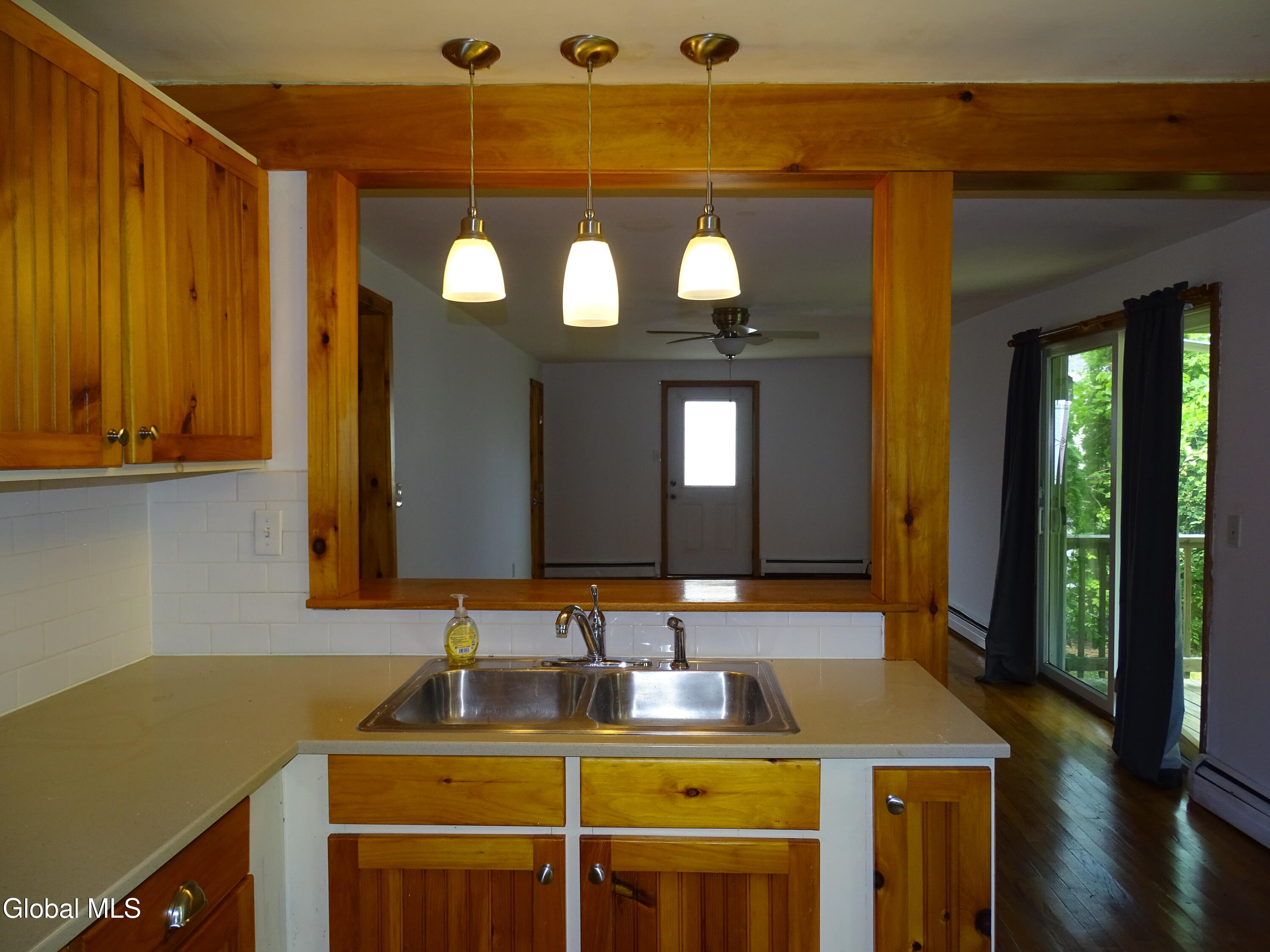 17 Neptune Street Rensselaer NY 12144