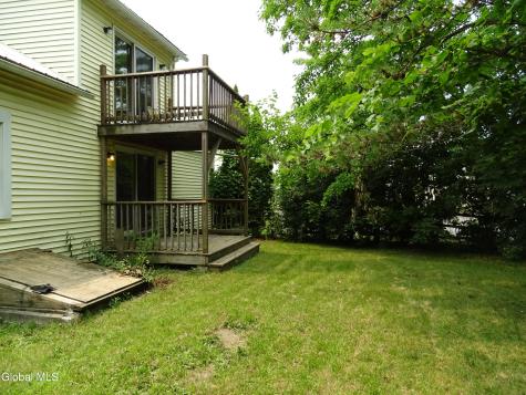 17 Neptune Street Rensselaer NY 12144