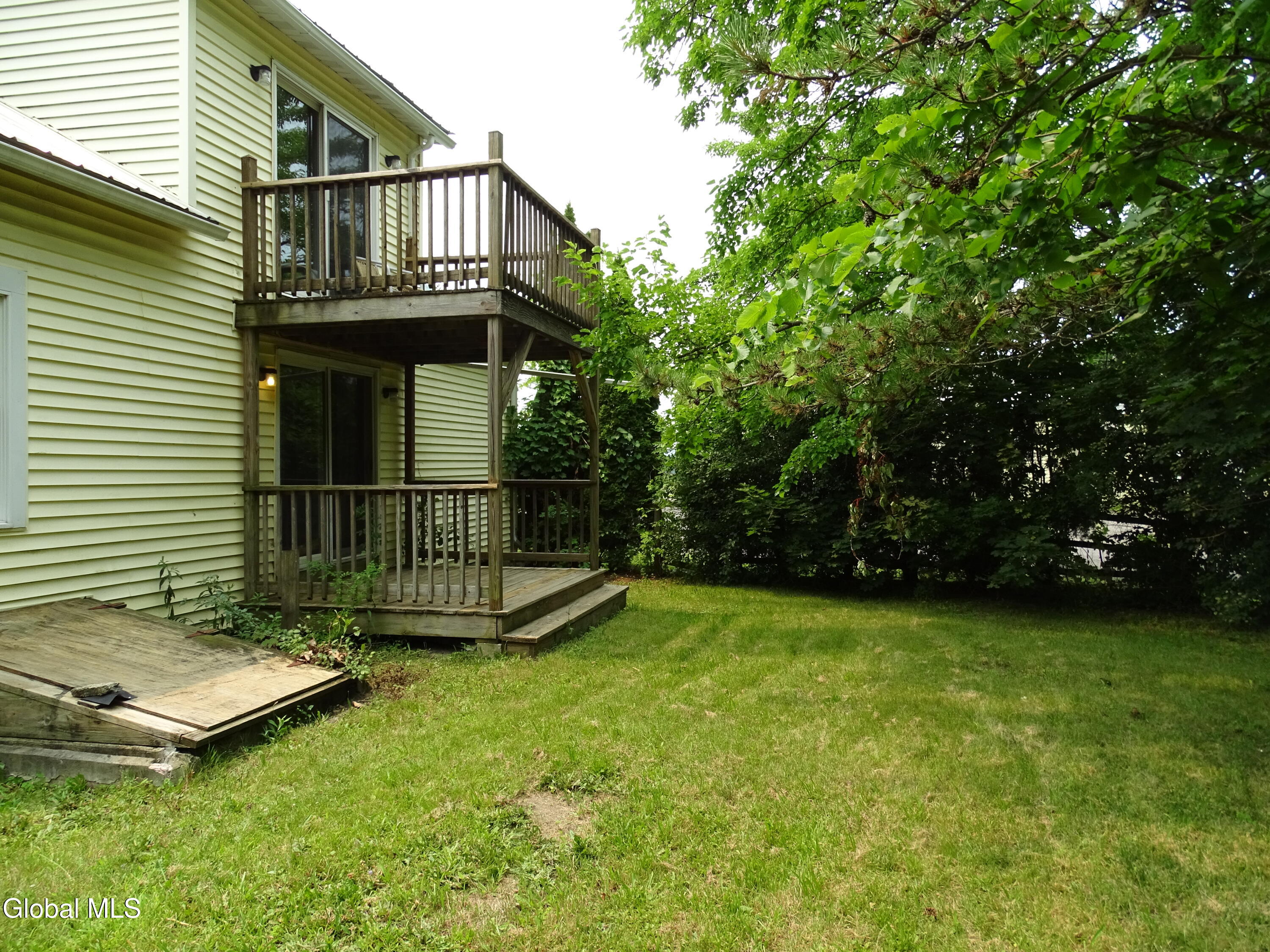 17 Neptune Street Rensselaer NY 12144