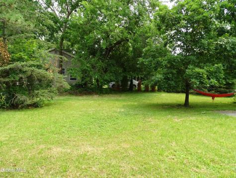 17 Neptune Street Rensselaer NY 12144