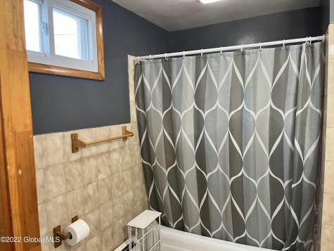 318 Saratoga Street Cohoes NY 12047