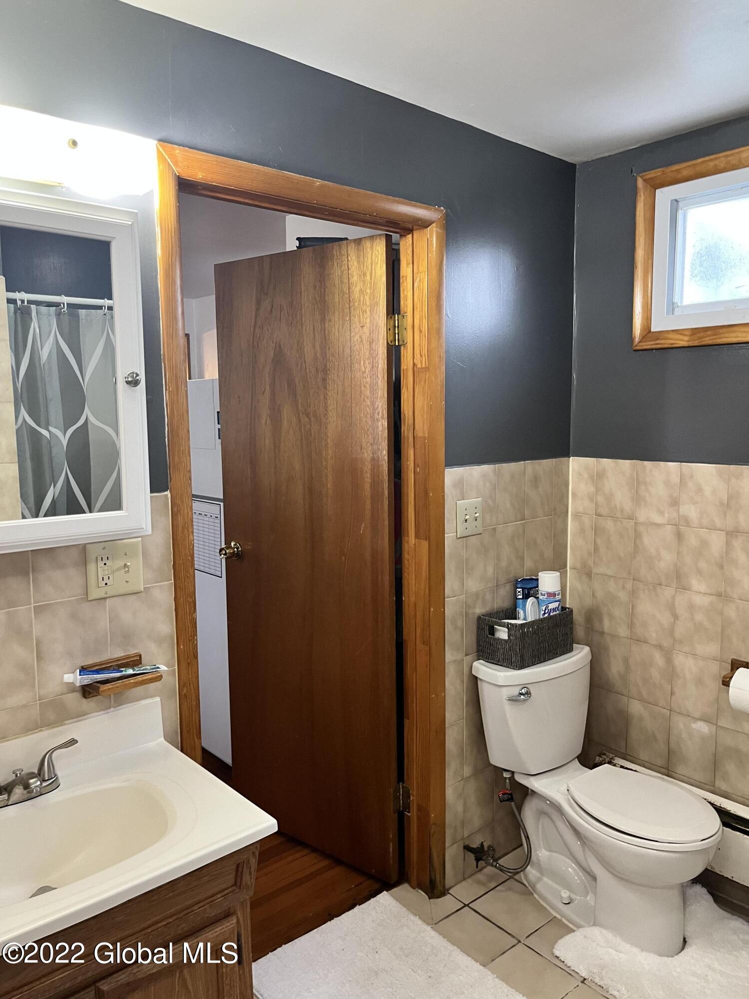 318 Saratoga Street Cohoes NY 12047