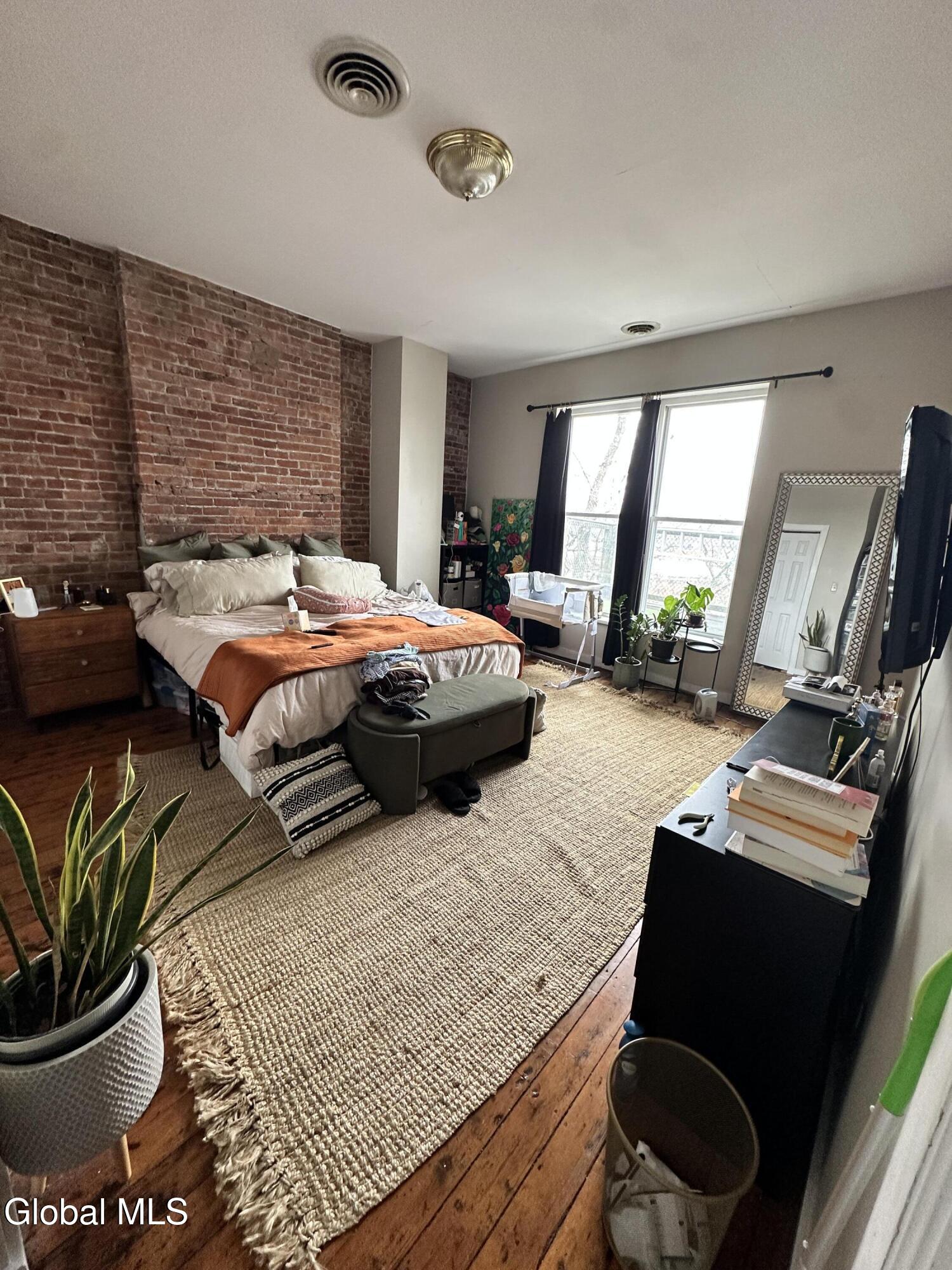 79 Ten Broeck Street Albany NY 12210