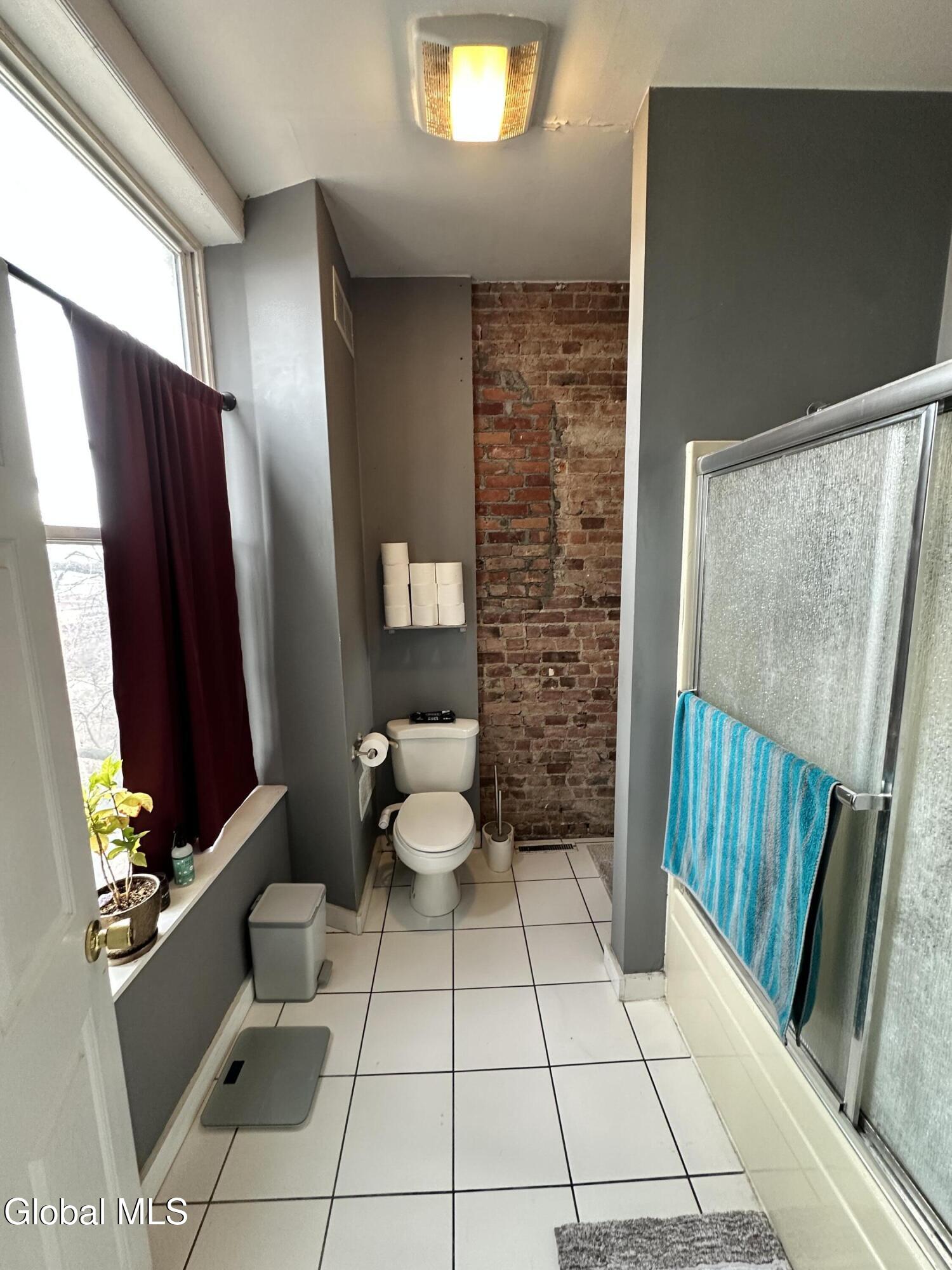 79 Ten Broeck Street Albany NY 12210
